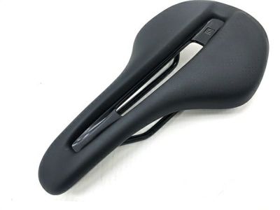 fi'zi:k Arione サドル ブラック カーボン フィジーク fi'zi:k アリオネCXカーボン ARIONE CX CARBON 130mm