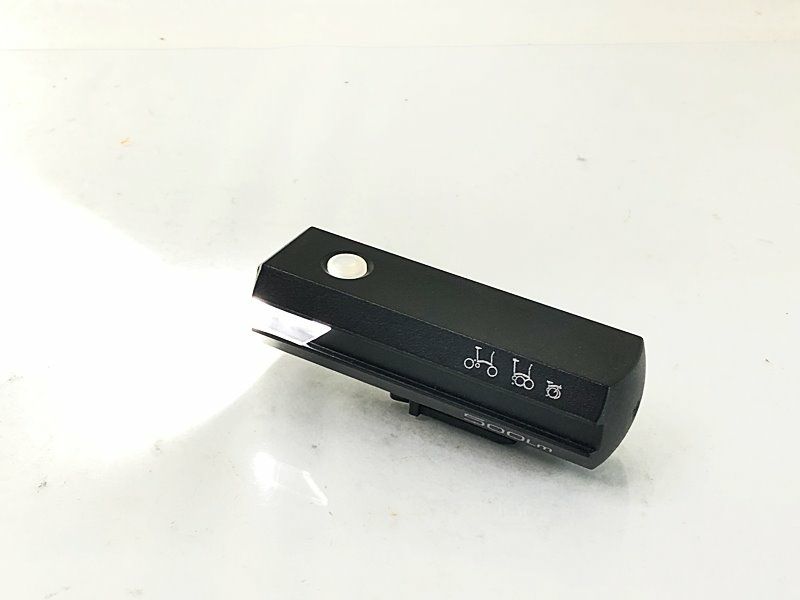 BROMPTON ブロンプトン 純正フロントライト キャット アイ製 美品‼︎ BROMPTON ブロンプトン 純正フロントライト キャット アイ製 美品‼︎