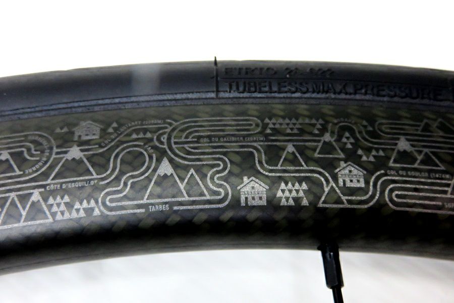 マヴィック MAVIC KSYRIUM PRO CARBON SL UST DISC ツールドフランス