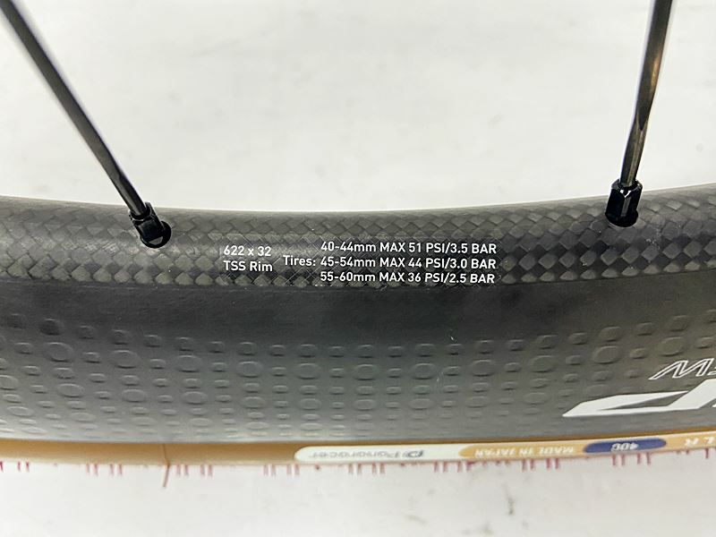 さとぴ 超美品 ジップ ZIPP 303 XPLR SW ホイールセット XDR 12速 DISC フック