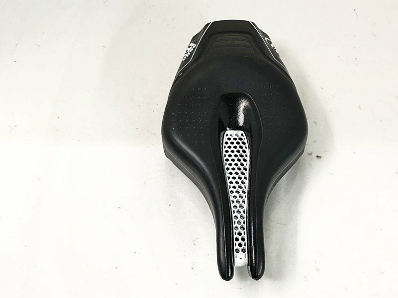 セライタリア SELLE ITALIA アイアン IRON サドル