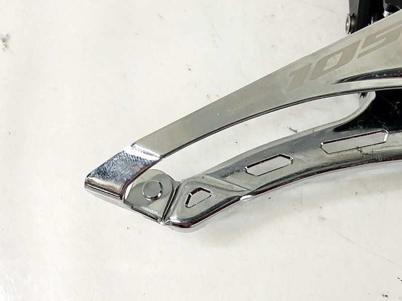 シマノ SHIMANO 105 Di2 FD-R7150 電動Di2 フロントディレイラー 〇