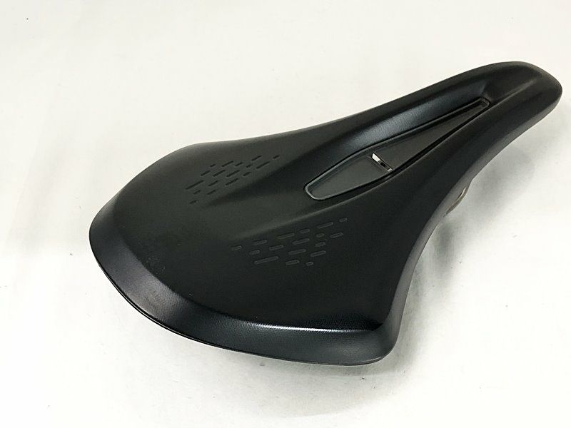 フィジーク FIZIK アルゴ テラ X3 キウム ARGO TERRA X3 Kium サドル