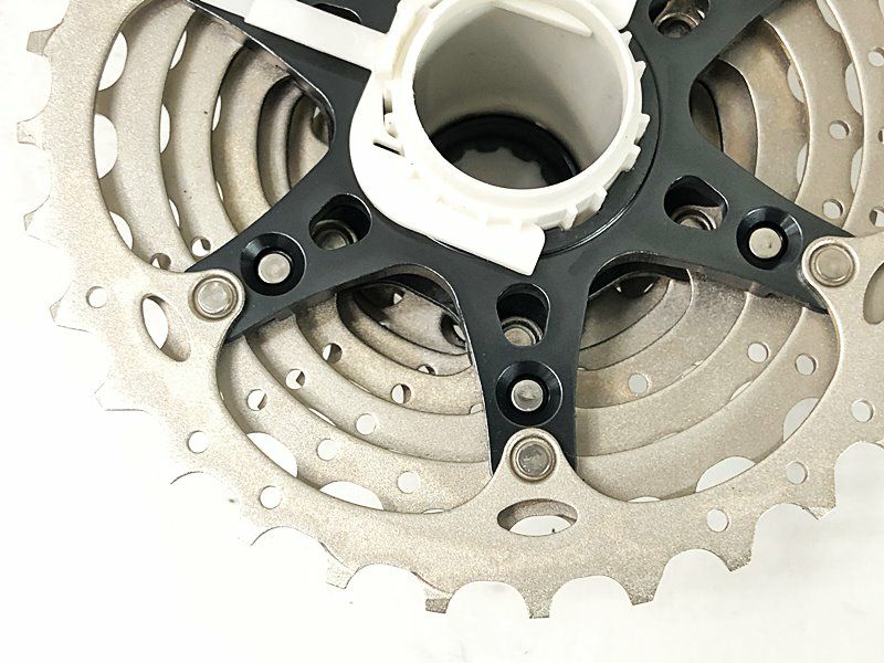 【未使用】Shimano Ultegra CS-R8000 11-32T 11速 シマノ Ultegra CS-R8000 11S(11-30T 11-32T 14-28T)