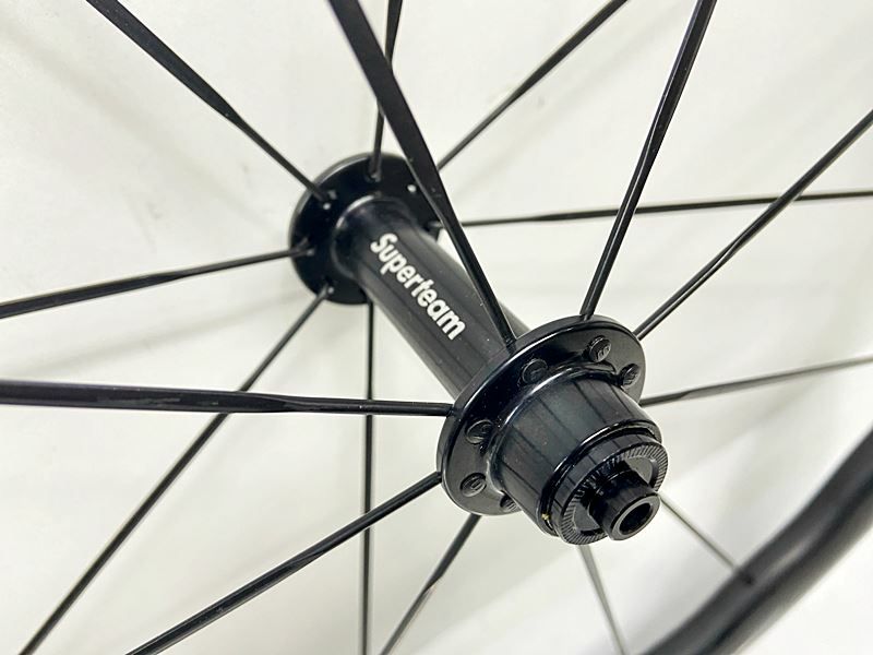 スーパーチーム SUPERTEAM ウェーブ形状カーボンホイール ホイール