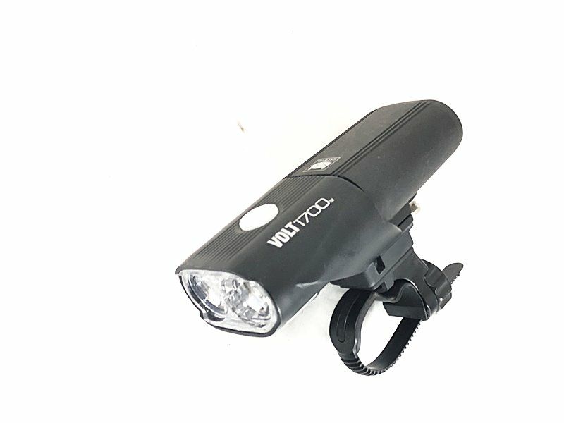 CAT　EYE　VOLT1700 ダブルLEDライト CAT EYE VOLT1700 ダブルLEDライト VOLT1700 | PRODUCTS | CATEYE