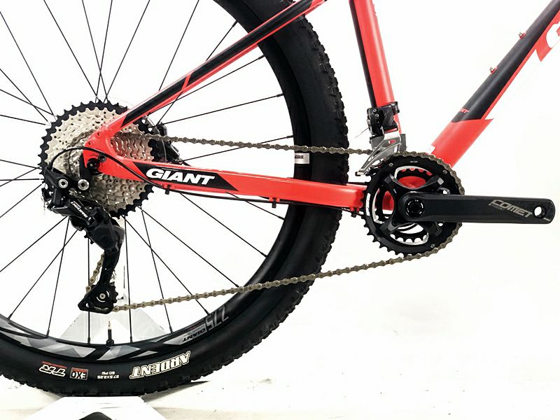 Giant マウンテンバイク タロン 27.5インチ ブラック/レッド 引取り