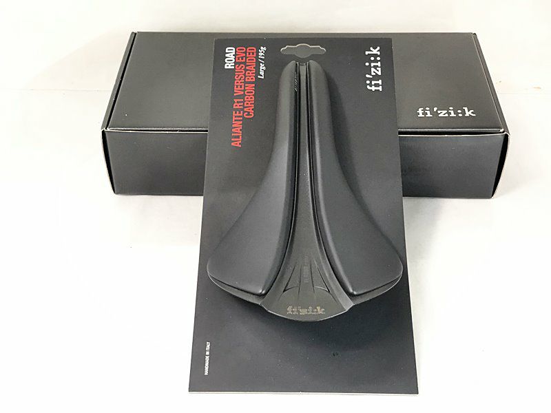 未使用品 フィジーク FIZIK アリアンテ R1 ヴァーサス エヴォ ALIANTE