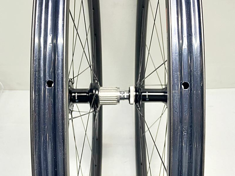超美品 シマノ SHIMANO GRX WH-RX880 ホイールセット HGスプラインL2
