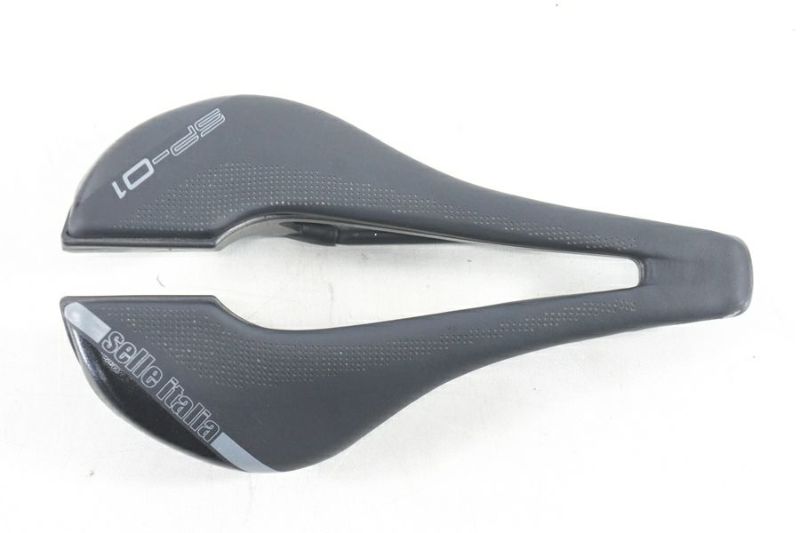 ◇◇セライタリア SELLE ITALIA SP-01 BOOST サドル 140mm カーボン