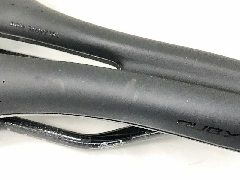スペシャライズド SPECIALIZED ルビー プロ RUBY PRO サドル カーボン