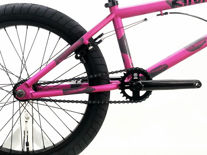 愛知県尾張地区発。割と綺麗なKINKストリート20インチBMX。土日手渡し希望 愛知県尾張地区発。割と綺麗なKINKストリート20インチBMX。土日手渡し