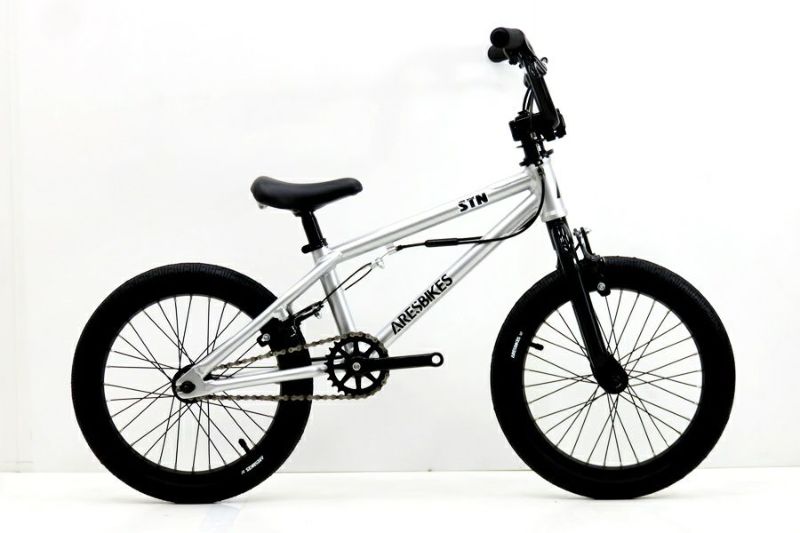 アーレスバイク AERIS BMX ホワイト(直接受け取りに来られる方限定) アーレスバイク AERIS BMX ホワイト(直接受け取りに来られる方限定) 自転車