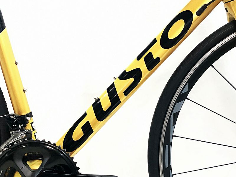 GUSUTO コブラスポーツ 105 フルカーボン 2023年式 GUSUTO コブラスポーツ 105 フルカーボン 2023年式 GUSUTO コブラ