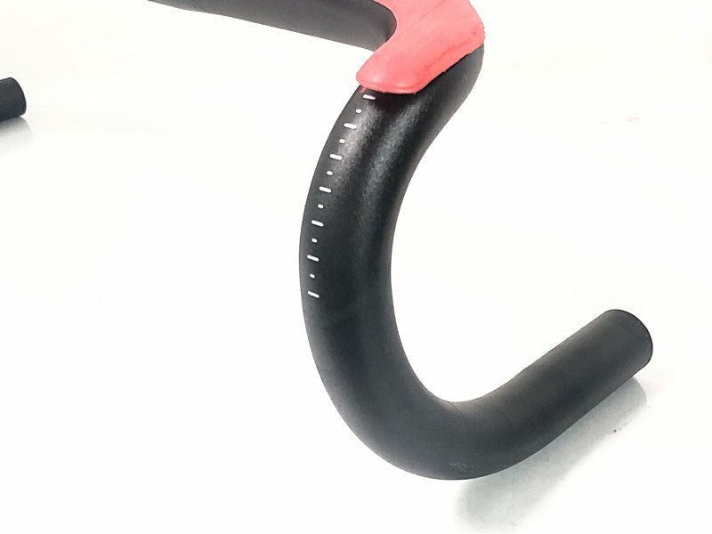 Bontrager Elite ドロップハンドル/サドル　 ブラック/レッド ボントレガー BONTRAGER エリート アイソゾーン ELITE ISO ZONE VR-SF