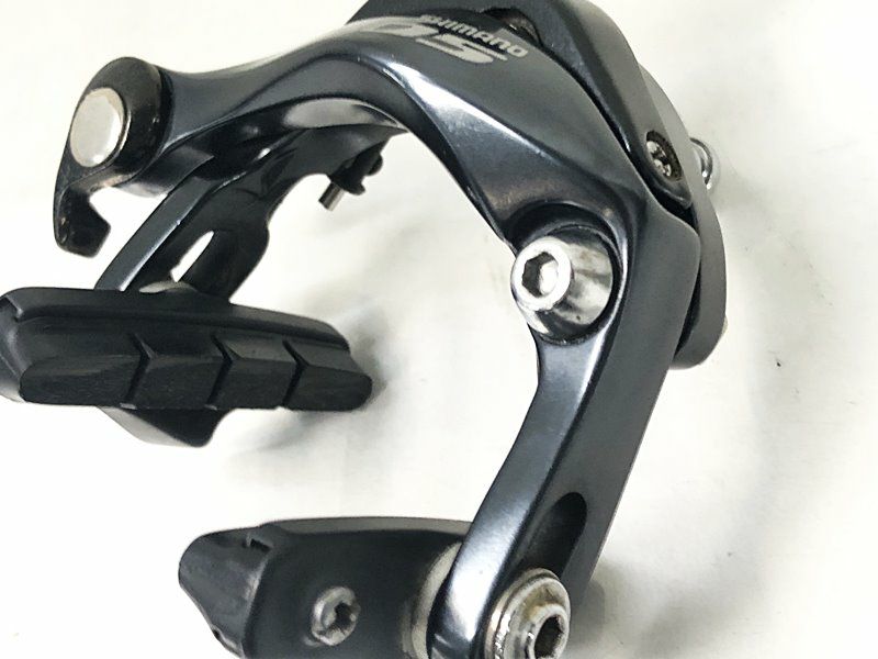 Shimano BR-5700 キャリパーブレーキ 2個セット SHIMANO 「シマノ」 105 BR-5700 キャリパーブレーキセット / 大阪美原