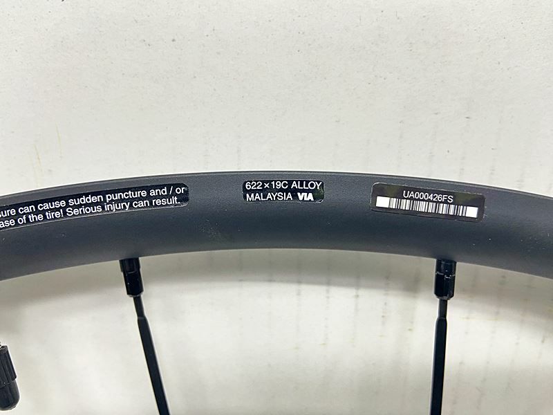 未走行品 シマノ SHIMANO WH-RS370 ホイールセット シマノフリー 11速