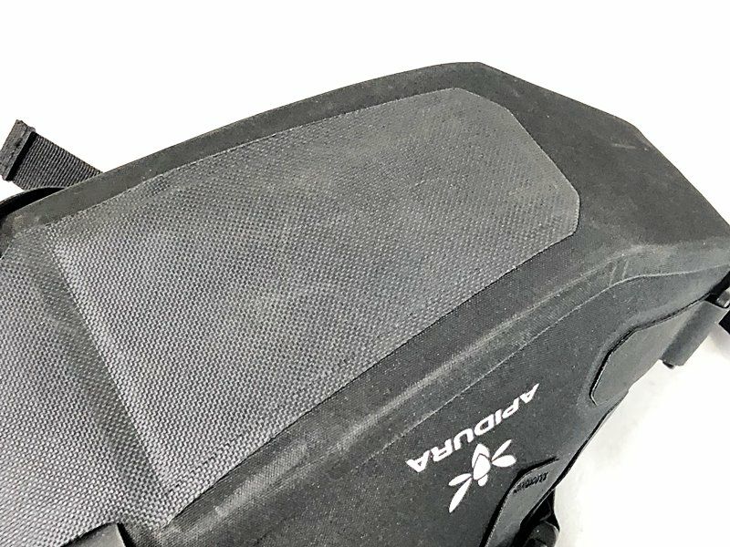 アピデュラ APIDURA バックカントリーサドルバッグ 6L BACKCOUNTRY