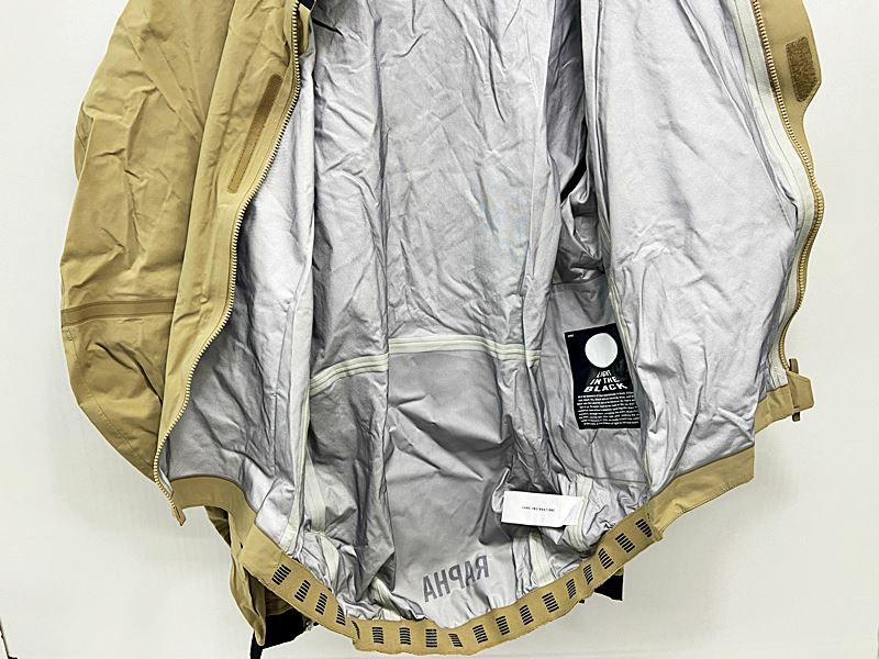 ラファ Rapha プロチームレースケープ PRO TEAM RACE CAPE Lサイズ