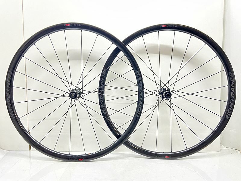 訳アリ ボントレガー BONTRAGER アイオロス AEOLUS XXX2 ホイール