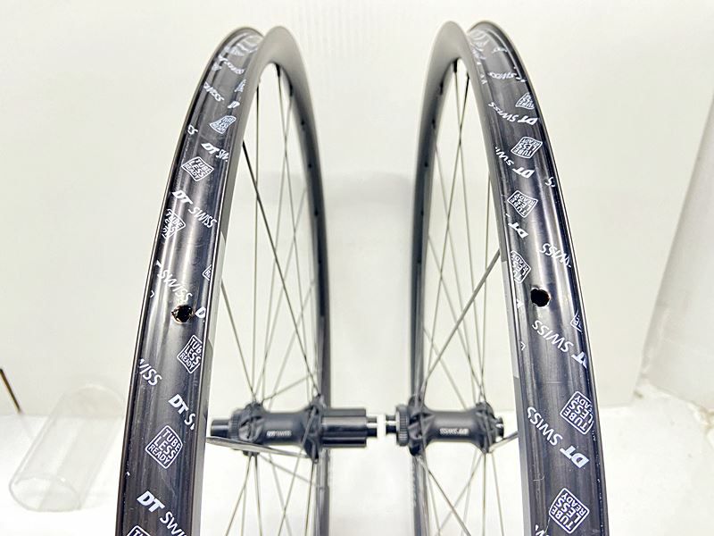 美品 DTスイス DT SWISS P1800 23 ホイールセット シマノフリー 11速