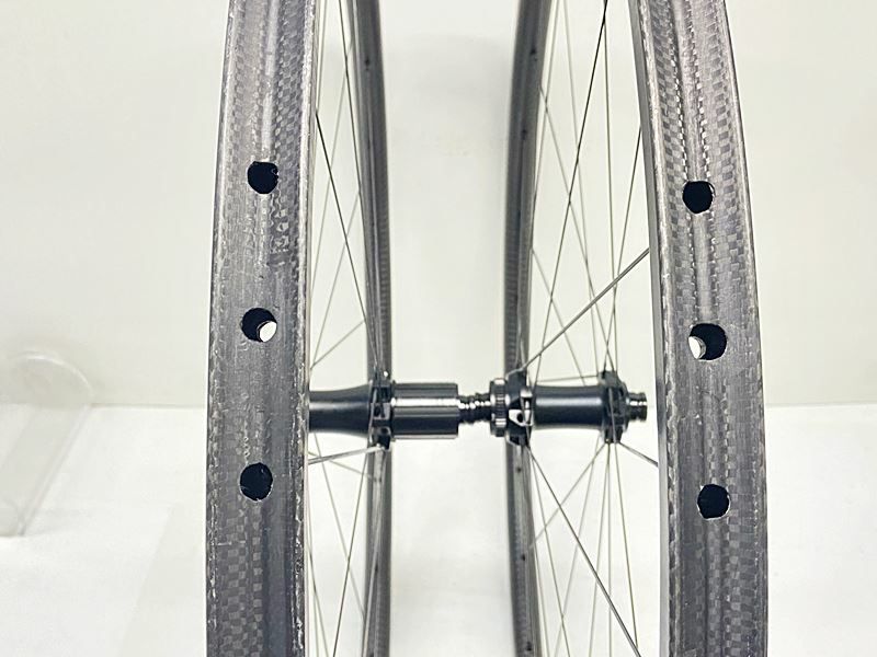 LWC WHEELS NXL 25mm ホイールセット シマノフリー 11速 DISC チューブ