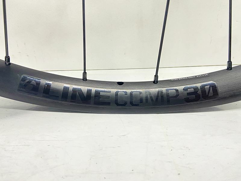 ボントレガー BONTRAGER ラインコンプ LINE COMP 30 ホイールセット