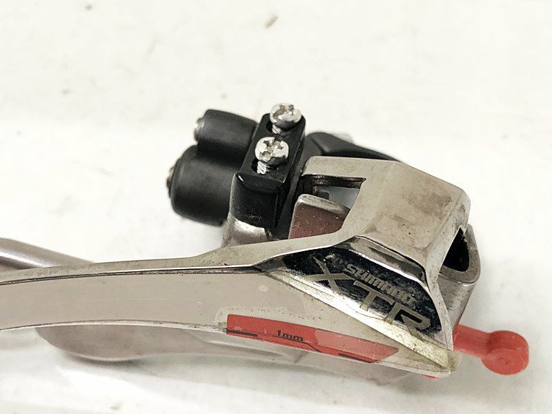 未使用品 シマノ SHIMANO XTR FD-M950 バンド付け28.6mm フロント