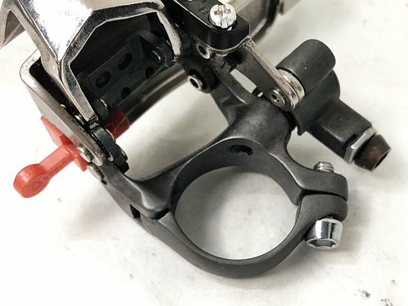 SHIMANO シマノ XTR FD−M950 フロントディレイラー 未使用品 未使用品 シマノ SHIMANO XTR FD-M950 バンド付け28.6mm フロント