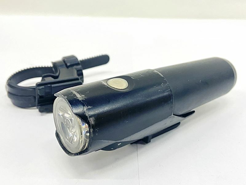 キャットアイ CATEYE ボルト VOLT700 フロントライト 点灯確認済み