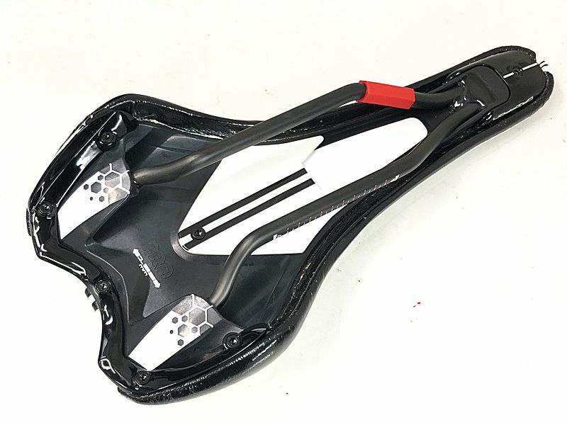 未使用品 シマノプロ SHIMANO PRO グリフォン GRIFFON サドル カーボン 〇