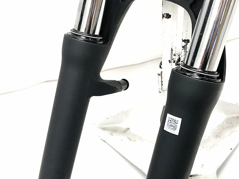 未使用品 エスアールサンツアー SR SUNTOUR サスペンションフォーク