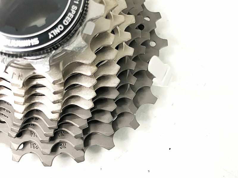 未使用品 シマノ SHIMANO デュラエース DURA-ACE CS-9000 11-23T
